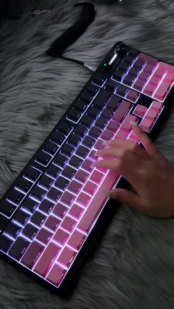 Keyboard Gaming FuryCube - Tampil Beda dengan Backlight!